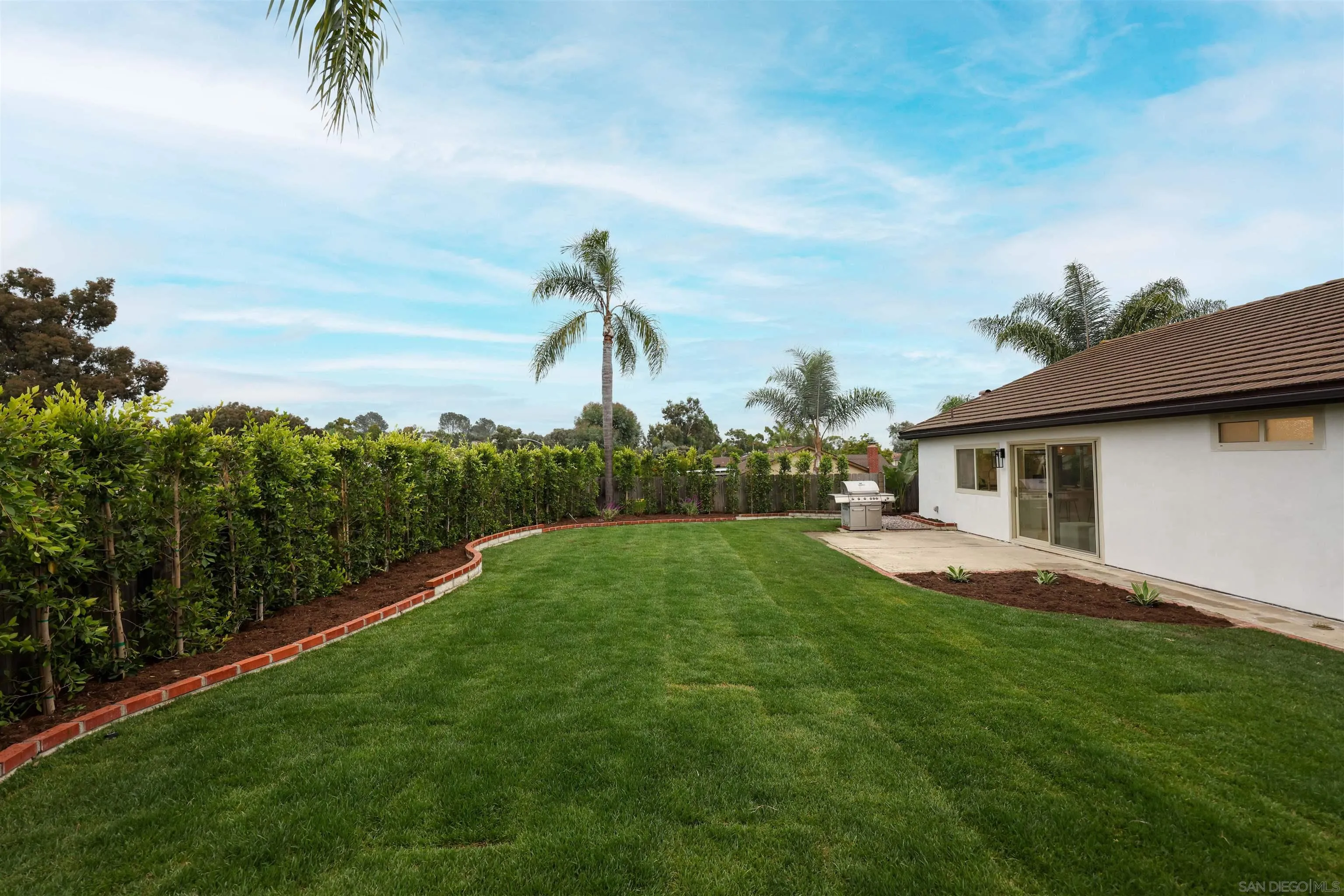 837 Elmview Drive Encinitas, CA 92024 - Photo 27 of 27 a house view with a garden space