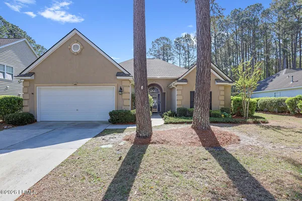 $560,000 | 169 Pinecrest Drive, Bluffton, SC 29910