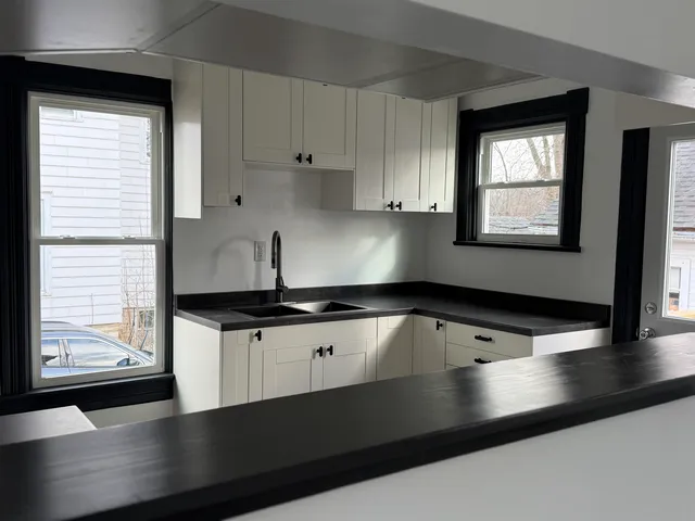 $139,900 | 1122 Walnut Avenue, Dixon, IL 61021