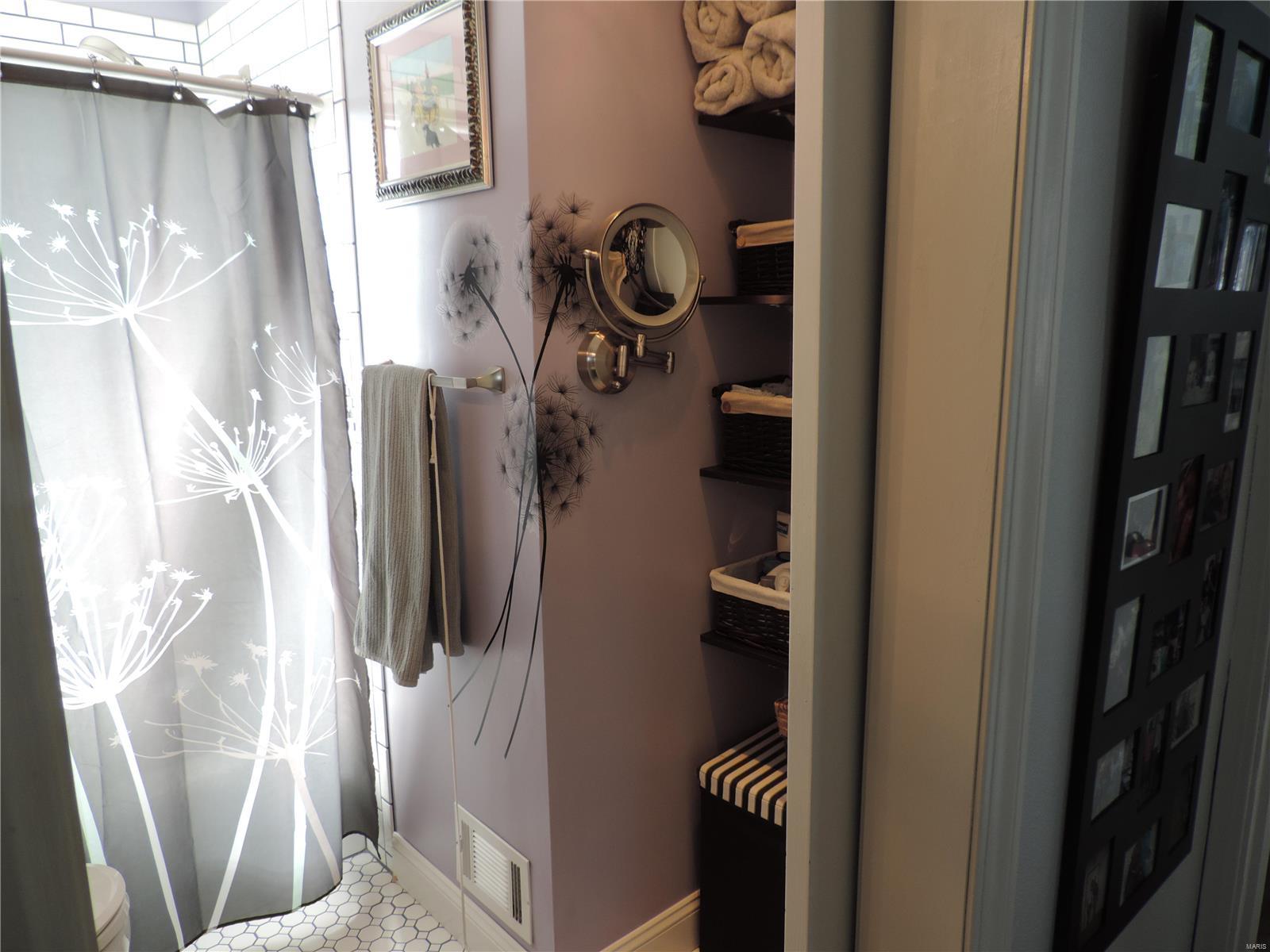 200 Jefferson Road Edwardsville, IL 62025 - Photo 13 of 24 Gallery Image 13