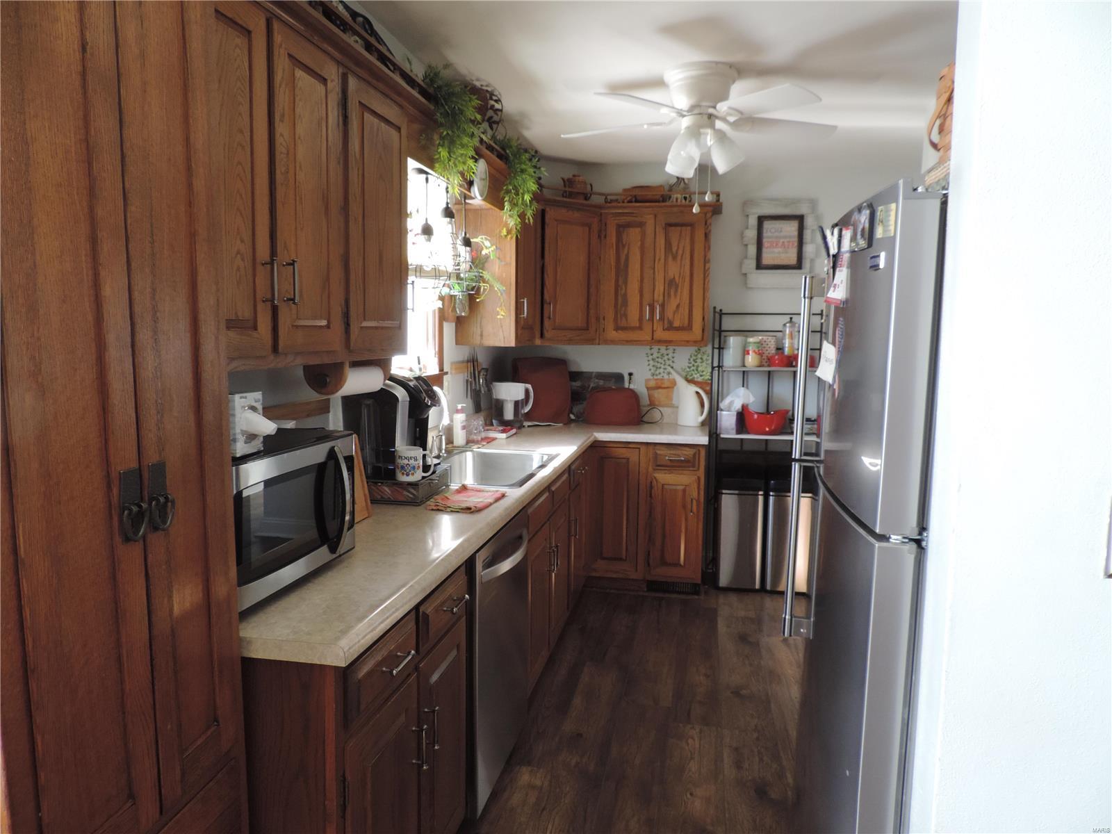 200 Jefferson Road Edwardsville, IL 62025 - Photo 6 of 24 Gallery Image 6