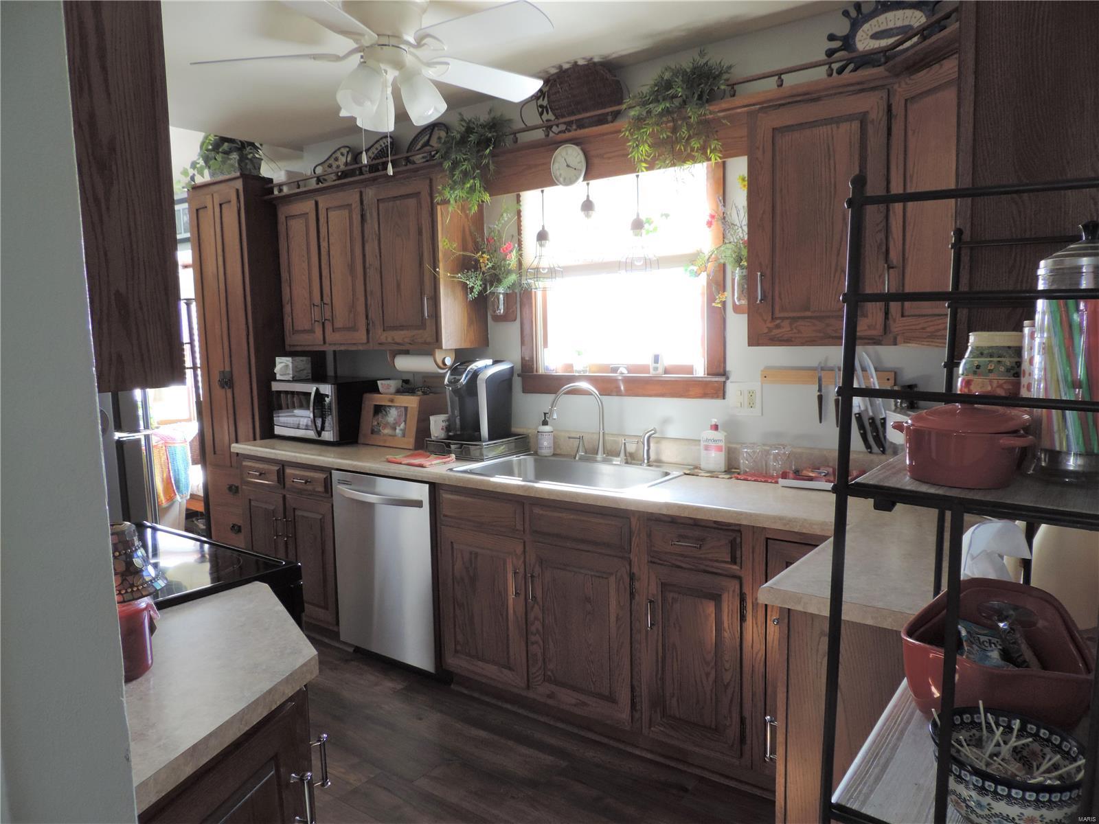 200 Jefferson Road Edwardsville, IL 62025 - Photo 8 of 24 Gallery Image 8