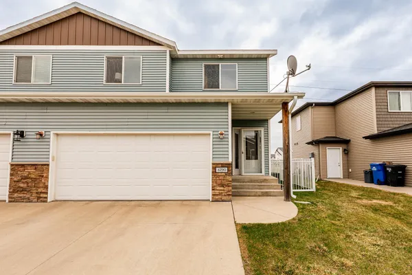 $278,000 | 4290 Estate Drive South, Fargo, ND 58104