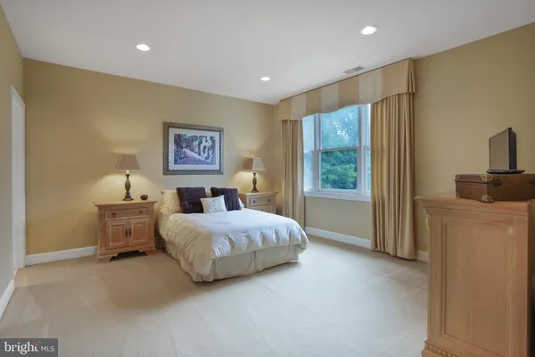 $15,000 | 9864 Walker Glen Court, Great Falls, VA 22066