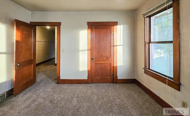 $174,000 | 120 Lost River Avenue, Arco, ID 83213