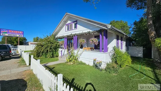 $174,000 | 120 Lost River Avenue, Arco, ID 83213