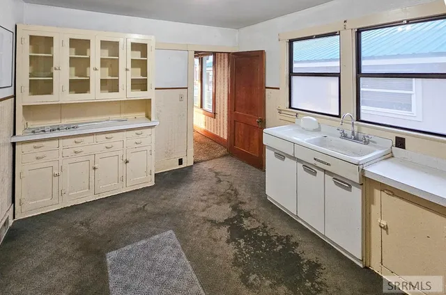 $174,000 | 120 Lost River Avenue, Arco, ID 83213