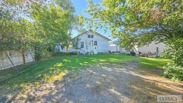 $174,000 | 120 Lost River Avenue, Arco, ID 83213