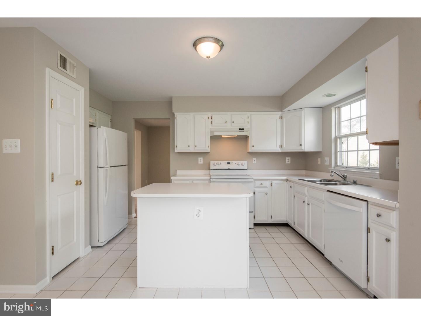 334 Edinburgh Road Chadds Ford, PA 19317 - Photo 3 of 25 Gallery Image 3