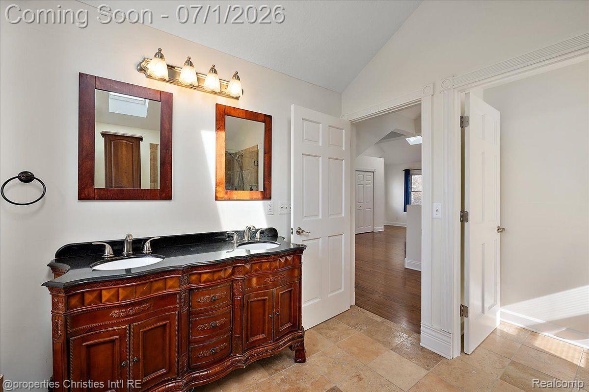 2209 Windemere Road Birmingham, MI 48009 - Photo 25 of 37