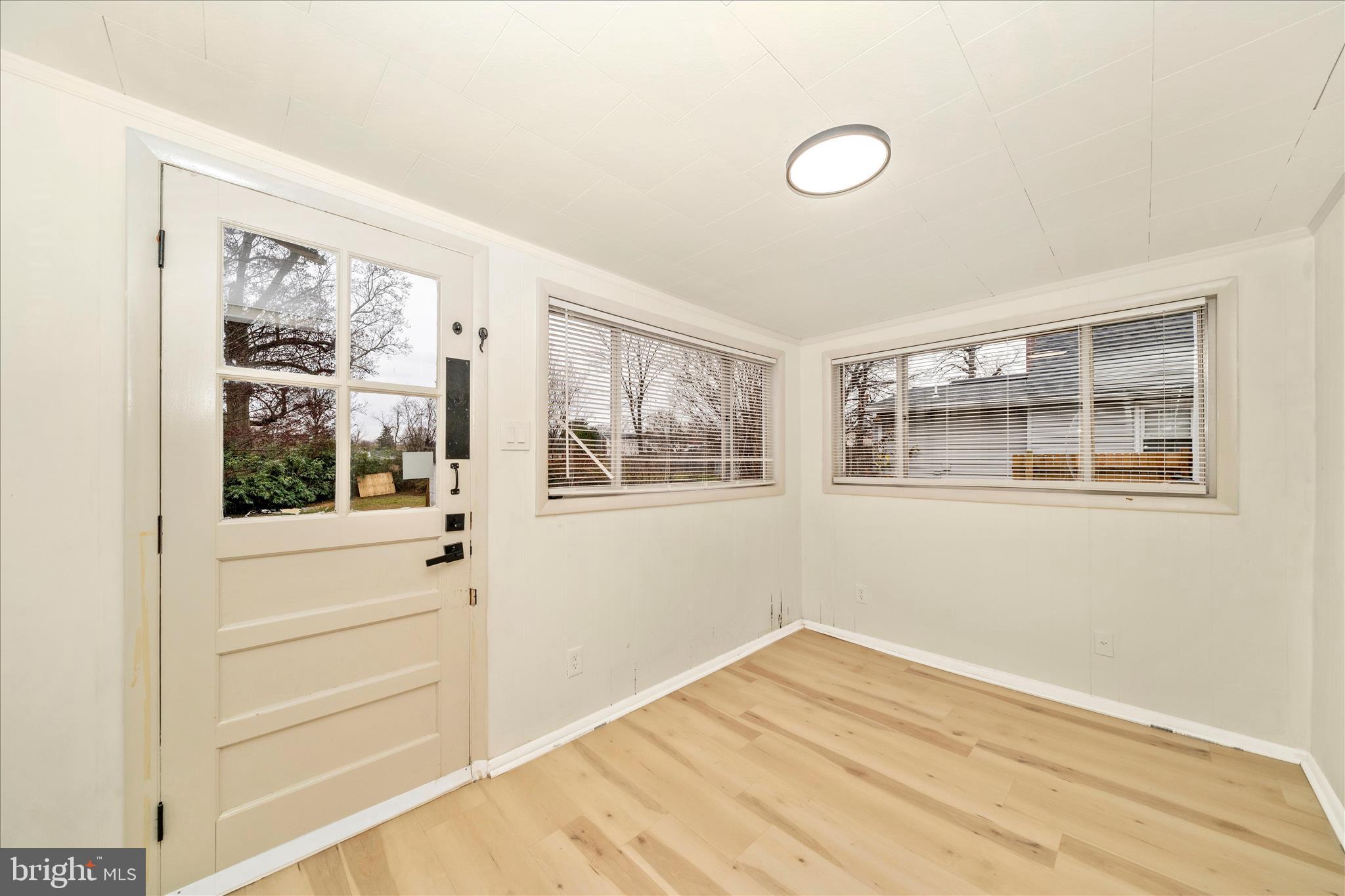 605 Rosemere Avenue Silver Spring, MD 20904 - Photo 24 of 56 Sun Room