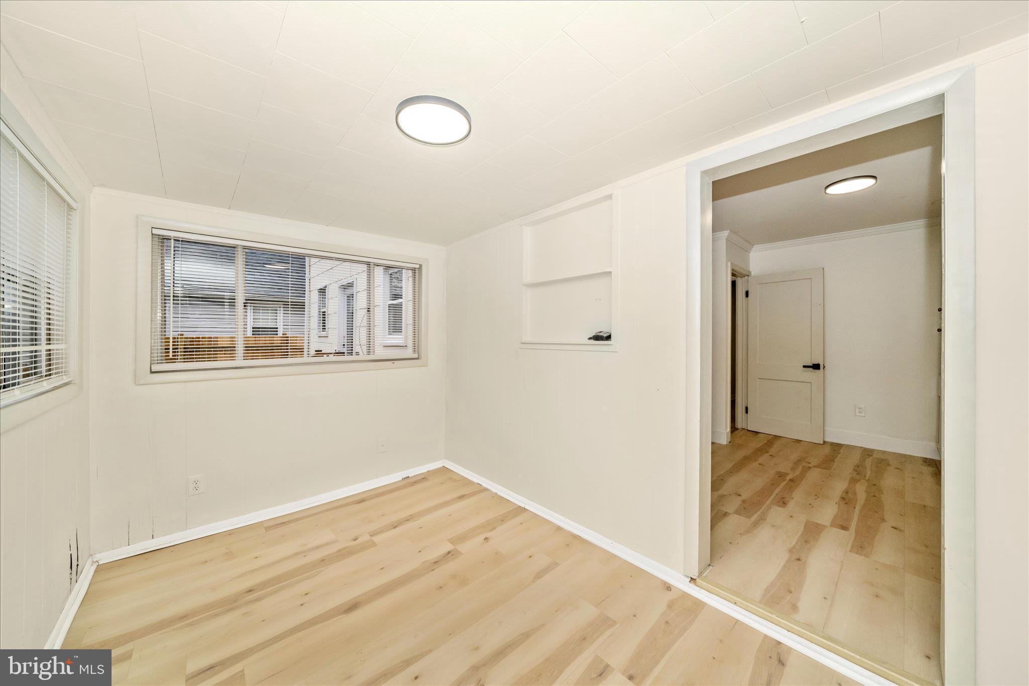 605 Rosemere Avenue Silver Spring, MD 20904 - Photo 25 of 56 Sun Room