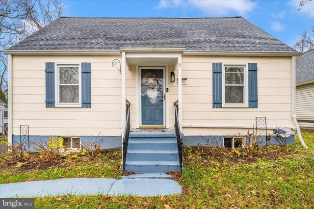 $530,000 | 605 Rosemere Avenue, Silver Spring, MD 20904
