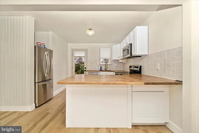 $530,000 | 605 Rosemere Avenue, Silver Spring, MD 20904