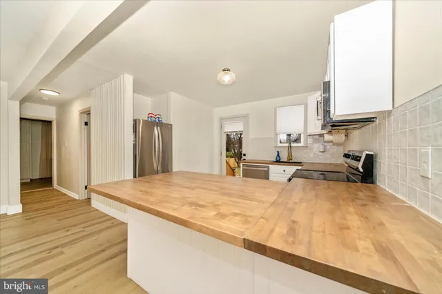 $530,000 | 605 Rosemere Avenue, Silver Spring, MD 20904