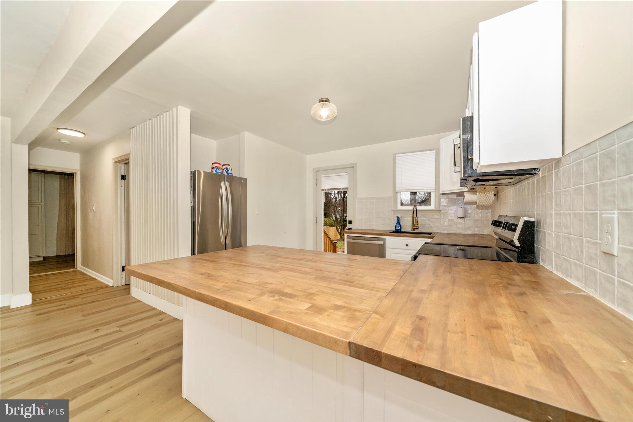 605 Rosemere Avenue Silver Spring, MD 20904 - Photo 10 of 56 Kitchen