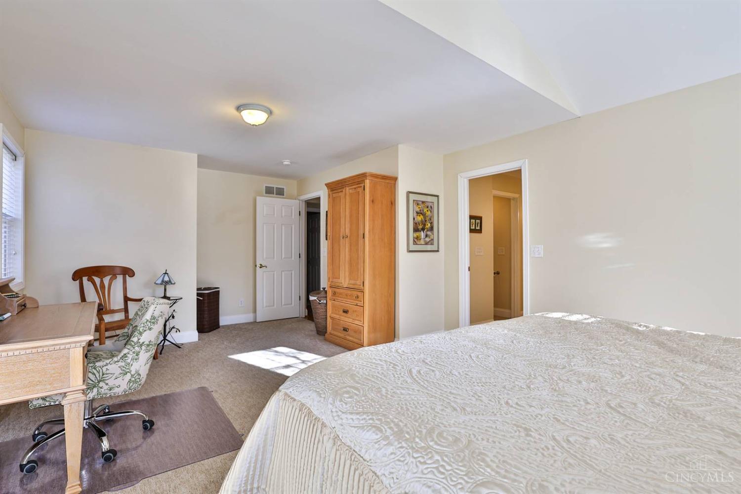 6096 Ropes Drive Cincinnati, OH 45244 - Photo 23 of 51 Gallery Image 23