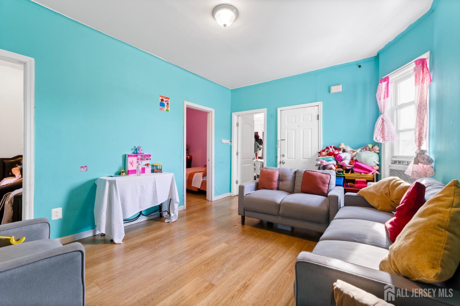 183 Walnut Street Paterson, NJ 07522 - Photo 12 of 39