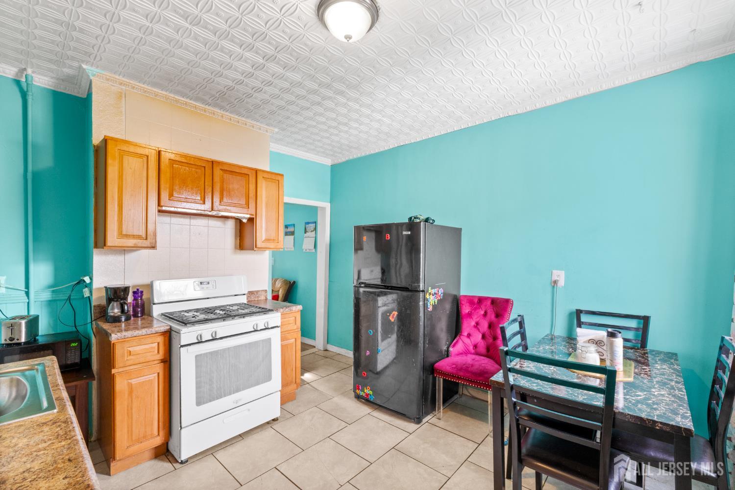 183 Walnut Street Paterson, NJ 07522 - Photo 19 of 39