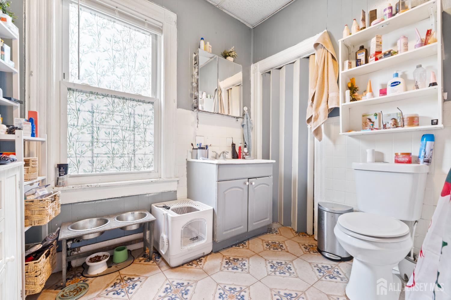 183 Walnut Street Paterson, NJ 07522 - Photo 29 of 39