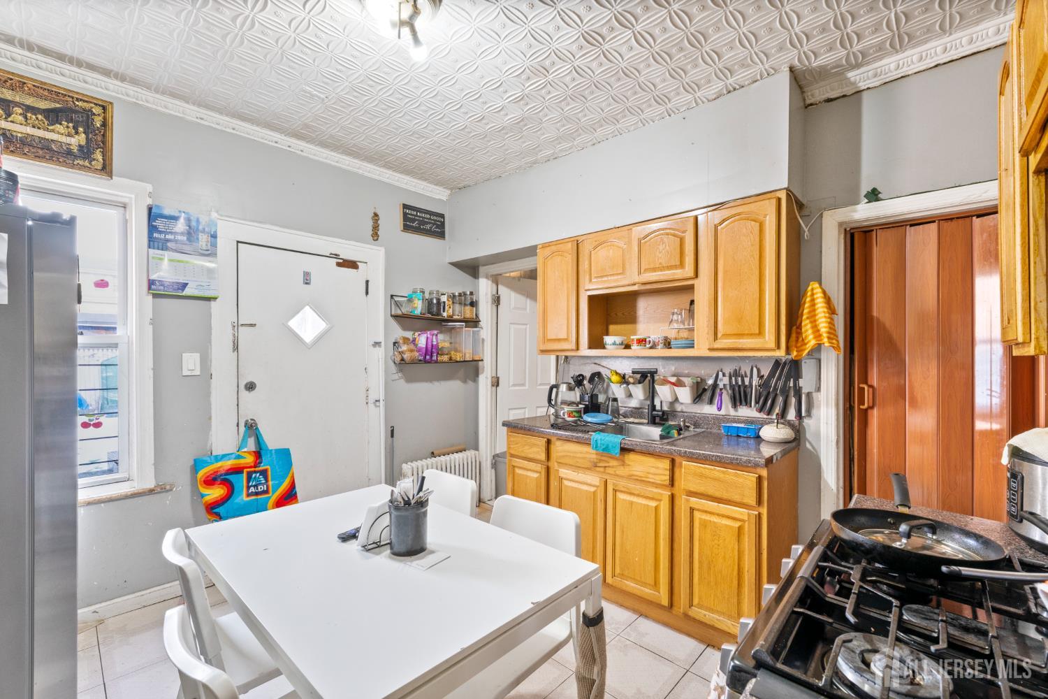 183 Walnut Street Paterson, NJ 07522 - Photo 32 of 39