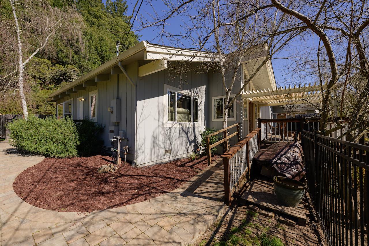 225 Nelson Road Scotts Valley, CA 95066 - Photo 17 of 116