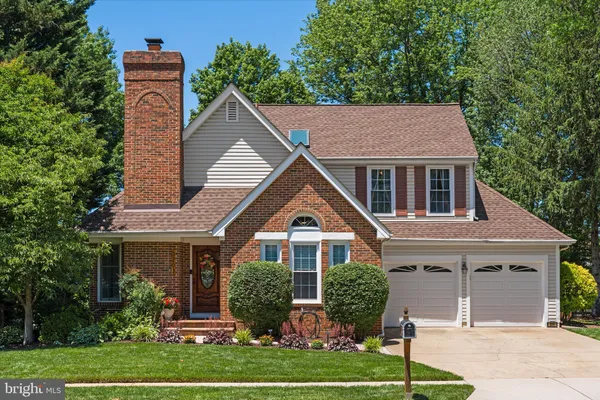 $890,000 | 3203 Kinross Circle, Herndon, VA 20171