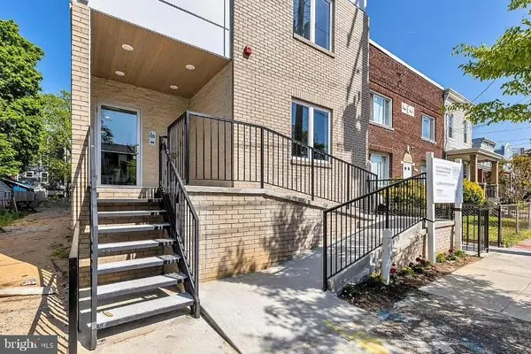 $3,000 | 1416 22nd Street Southeast, Unit 2, Washington, DC 20020