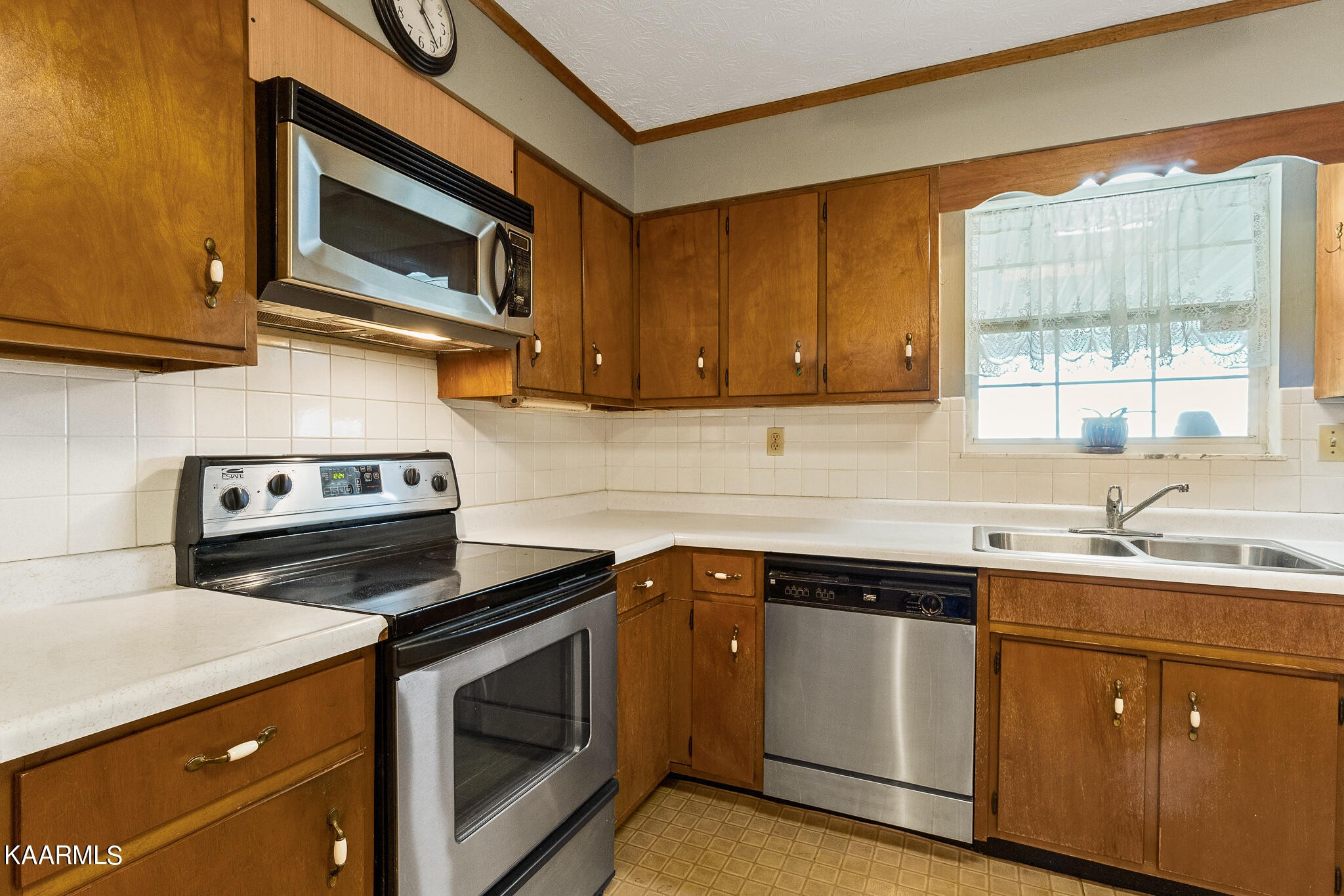 937 Cave Road Jefferson City, TN 37760 - Photo 11 of 27 Gallery Image 11