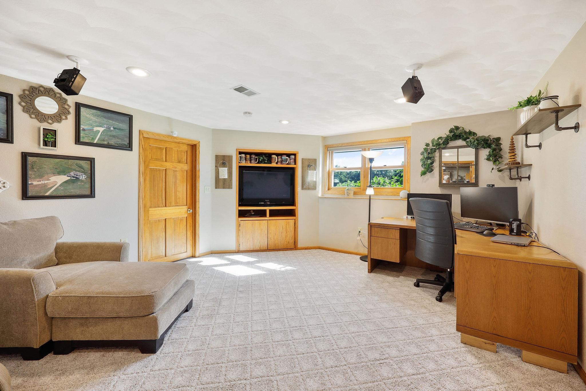 8542 Bakken Road Mount Horeb, WI 53572 - Photo 50 of 56