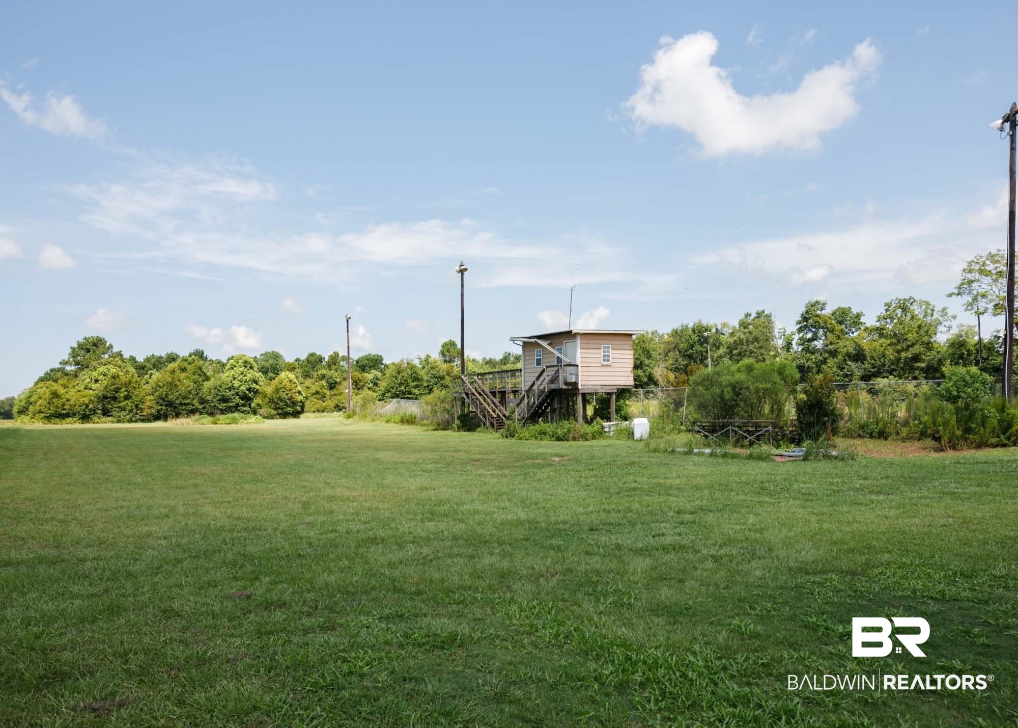 14005 County Road 49 Foley, AL 36535 - Photo 33 of 38 View of green lawn