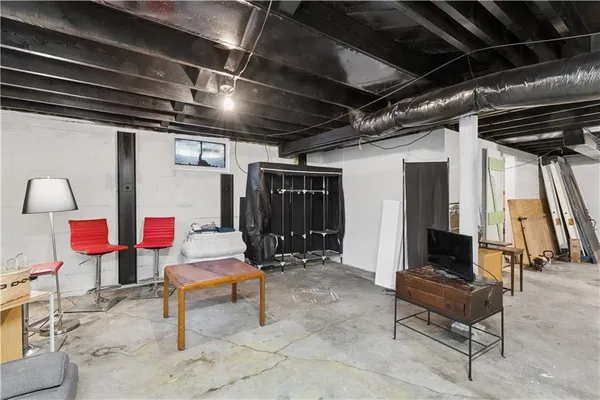 $235,000 | 113 North Broadway Street, Oak Grove, MO 64075
