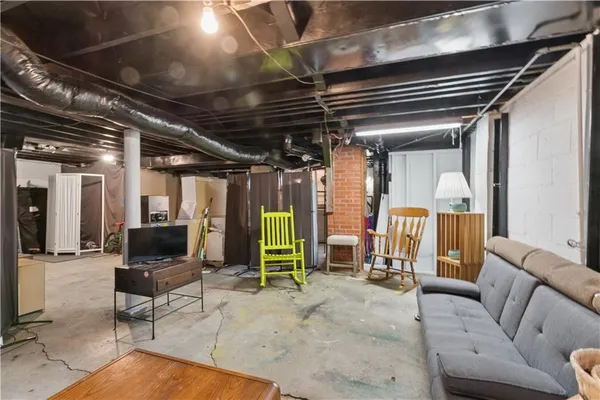 $235,000 | 113 North Broadway Street, Oak Grove, MO 64075