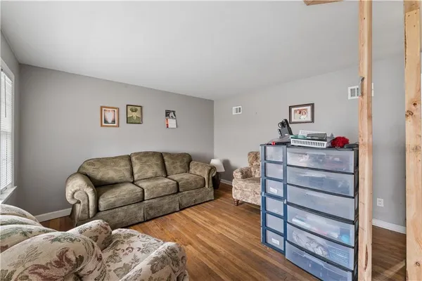 $235,000 | 113 North Broadway Street, Oak Grove, MO 64075