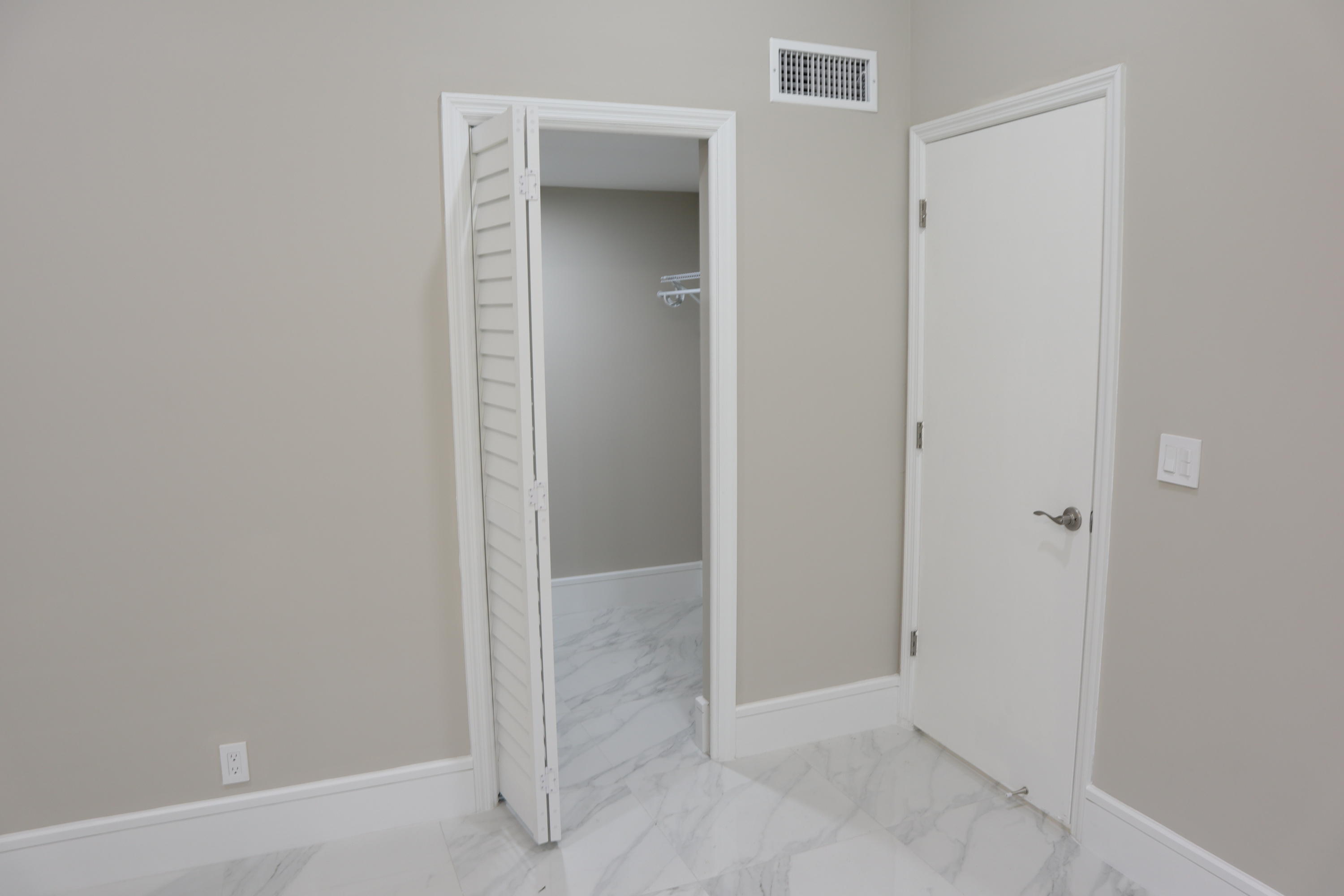 23466 Southwest 57th Avenue, Unit 507 Boca Raton, FL 33428 - Photo 19 of 33 IMG_1029