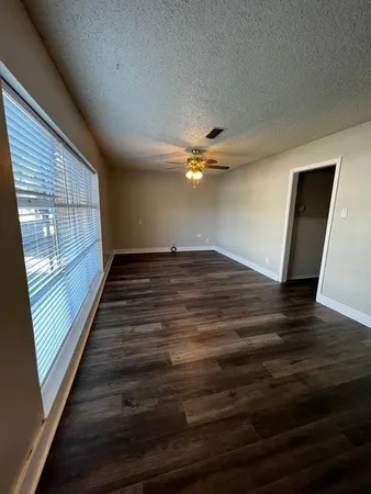 $1,750 | 2105 North 8th Street, Abilene, TX 79603