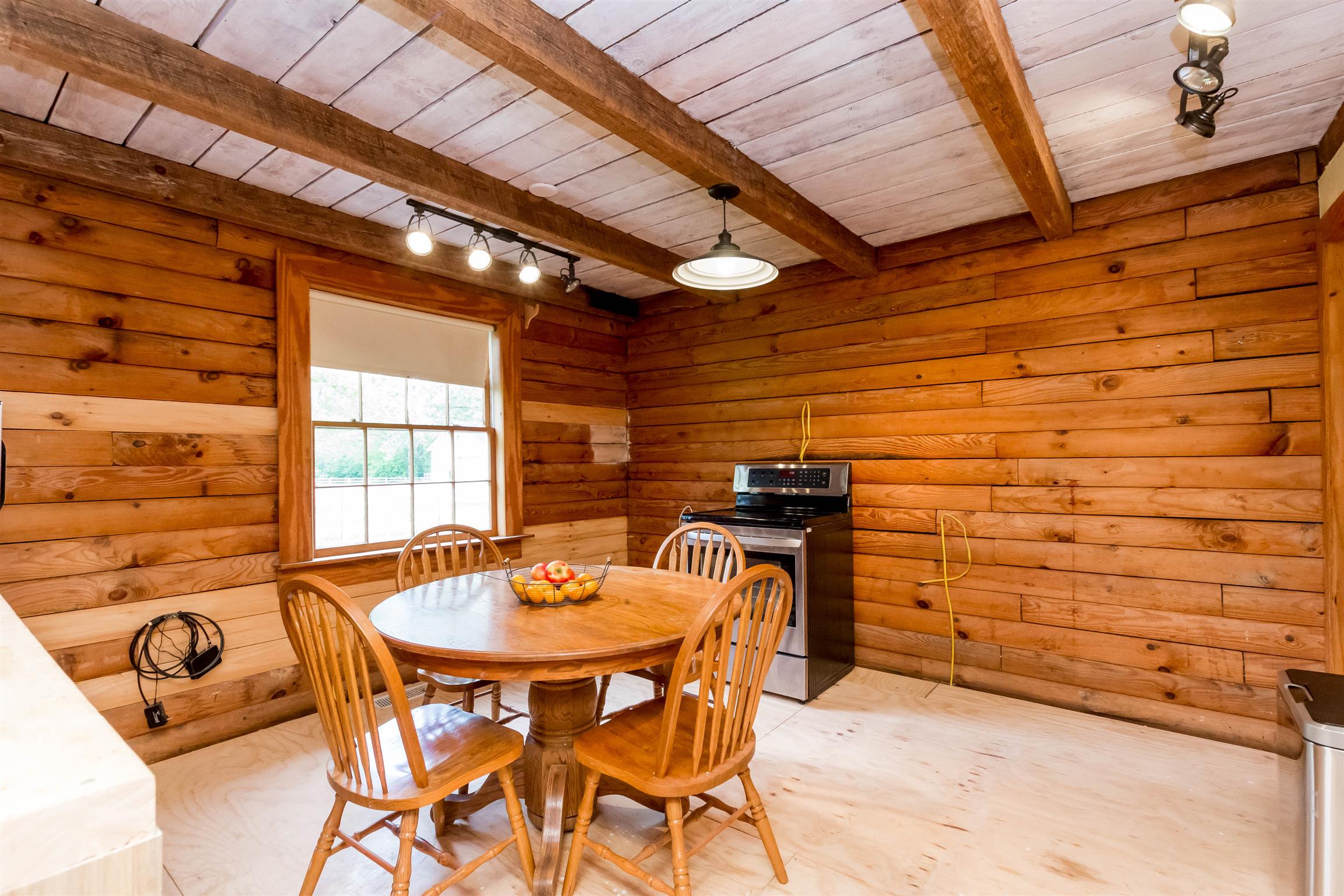 9723 Concord Road Brentwood, TN 37027 - Photo 25 of 30 a backyard of a house with table and chairs