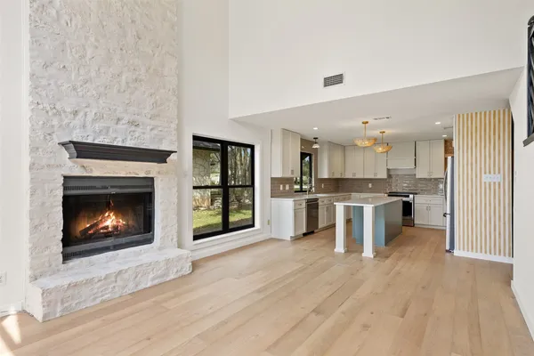 $699,000 | 44 Brookhollow Drive, Wimberley, TX 78676