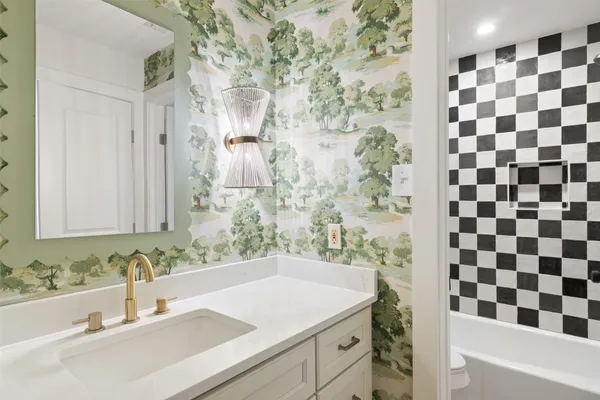 $699,000 | 44 Brookhollow Drive, Wimberley, TX 78676