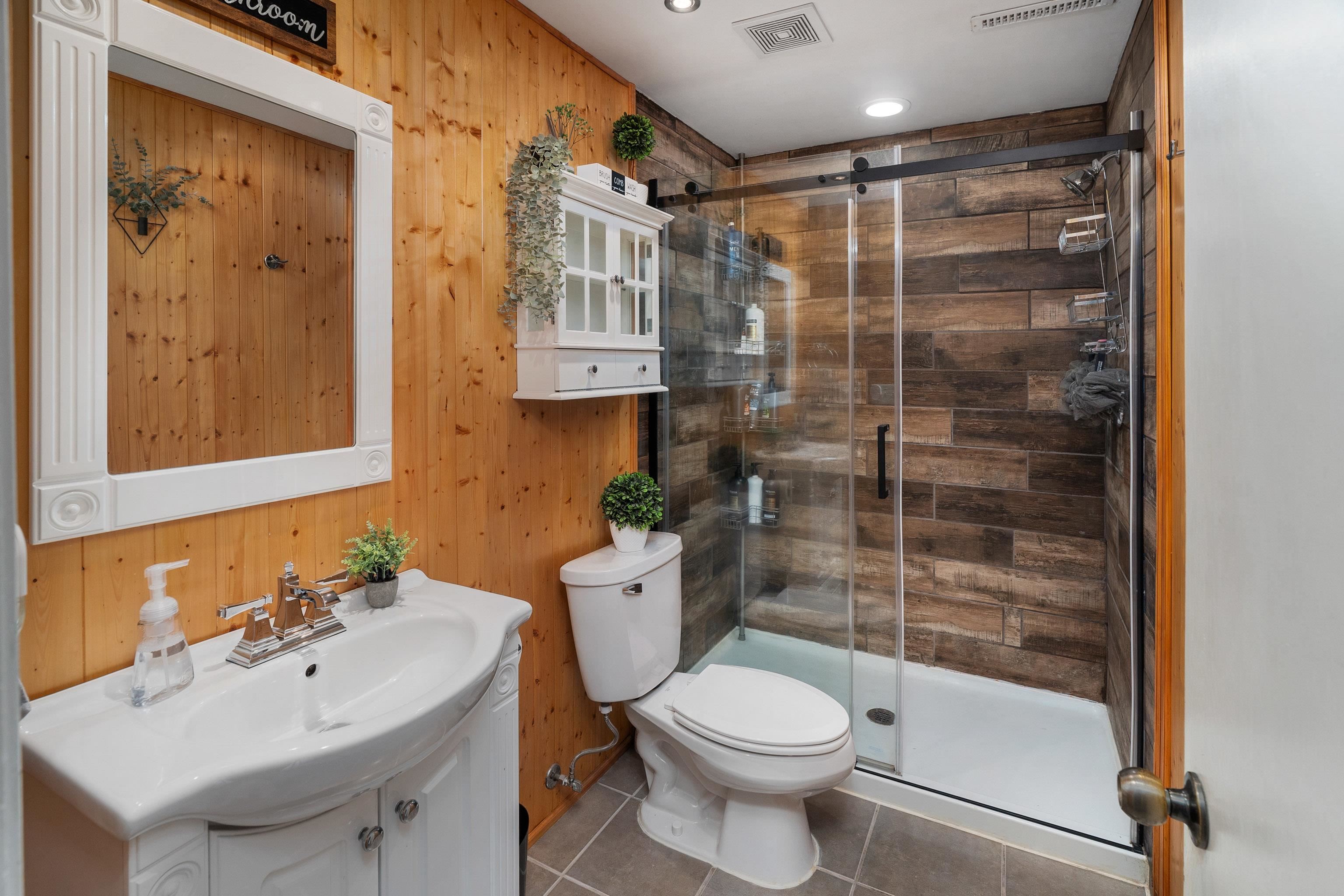 331 North Farrell Road Duluth, MN 55811 - Photo 25 of 33 Gallery Image 25