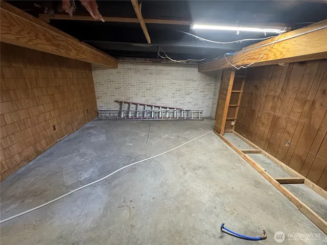 $95,000 | 125 3rd Street Northeast, Electric City, WA 99123