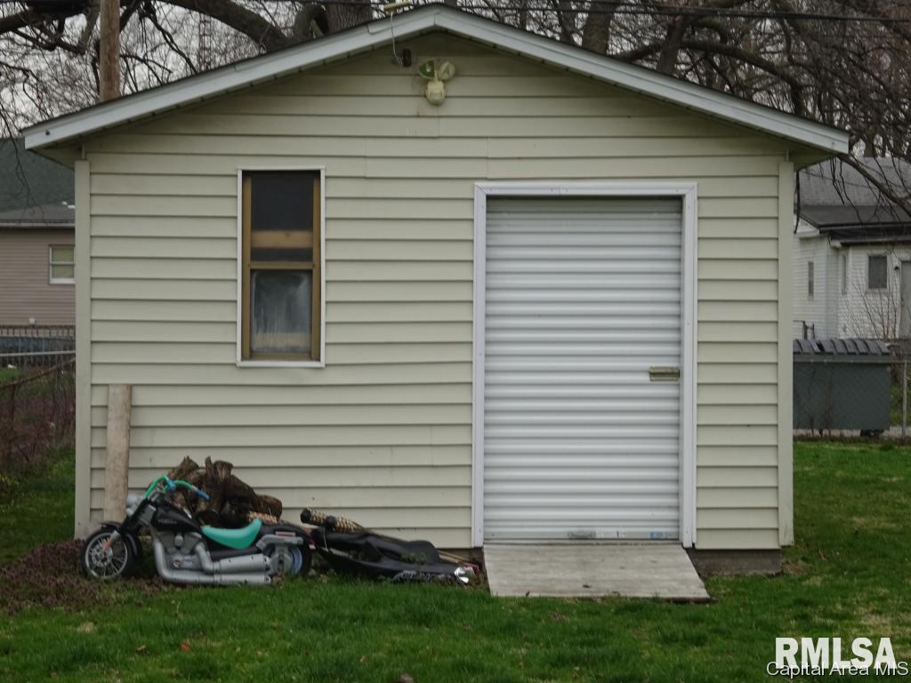 1111 North 15th Street Springfield, IL 62702 - Photo 8 of 21