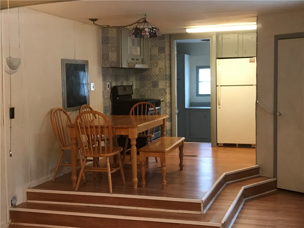 7 Wells Road Burrillville, RI 02839 - Photo 4 of 15