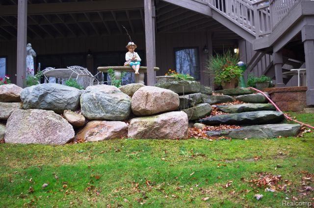 4938 Barber Road Metamora, MI 48455 - Photo 2 of 26 River Stone Steps to Patio.JPG