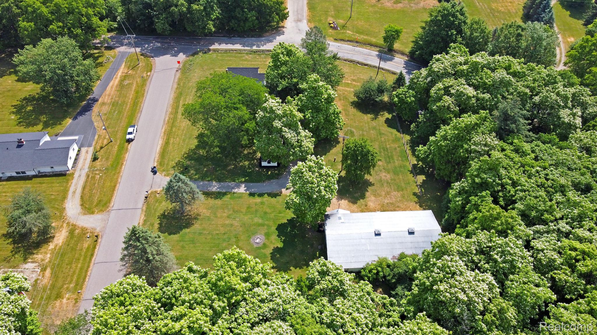 11347 Hartland Road Fenton, MI 48430 - Photo 44 of 60 Gallery Image 44