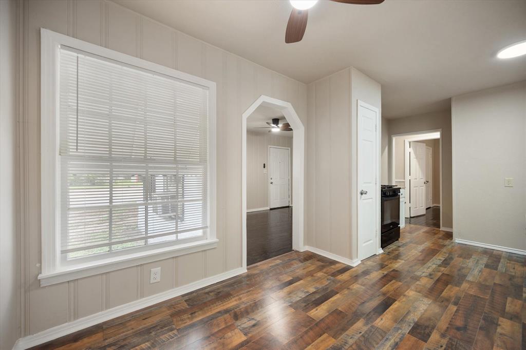 3837 Earl Street Fort Worth, TX 76111 - Photo 13 of 32 Recently renovated duplex! Great opportunity!