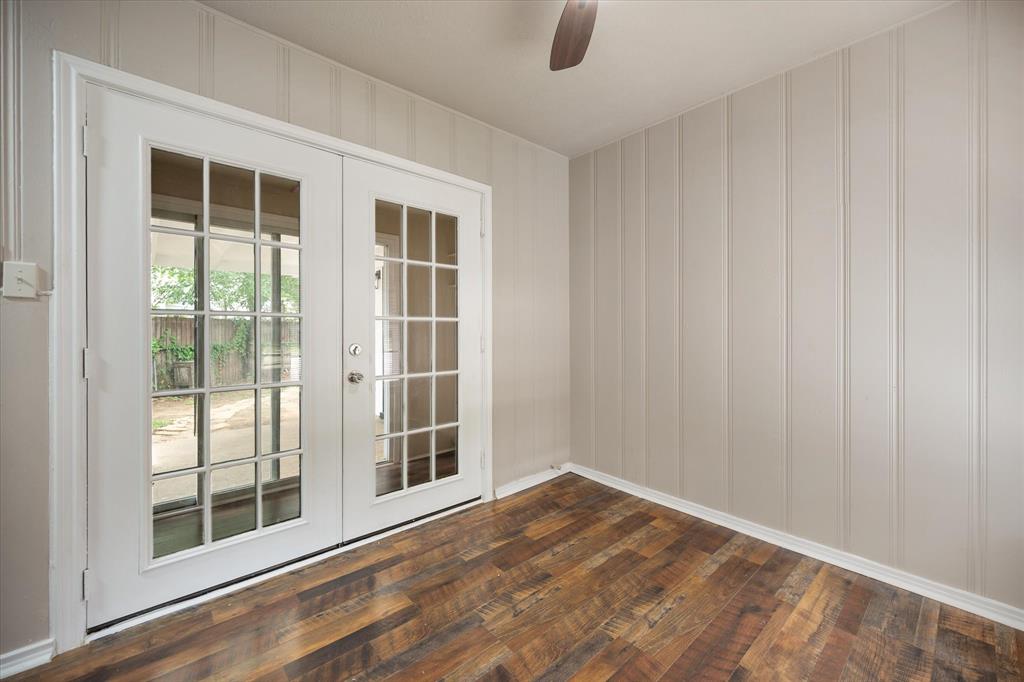 3837 Earl Street Fort Worth, TX 76111 - Photo 15 of 32 Recently renovated duplex! Great opportunity!