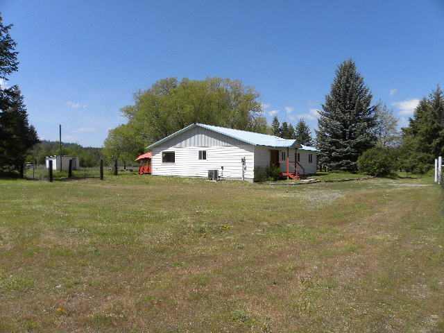 3954 Highway 231 Springdale, WA 99173 - Photo 1 of 9