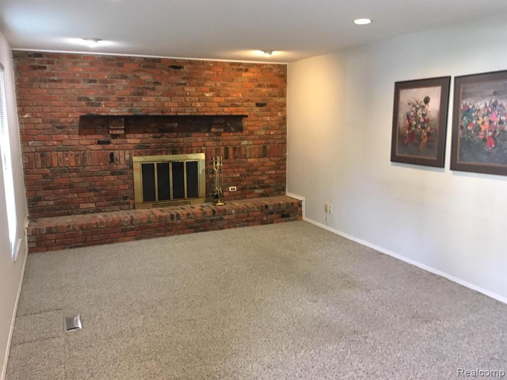 5901 Cromwell Road West Bloomfield, MI 48322 - Photo 26 of 26