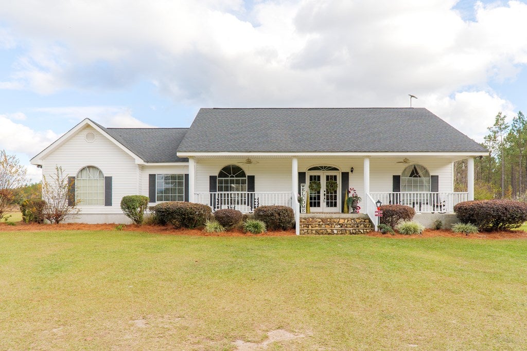 7694 Old Coffee Road Hahira, GA 31632 - Photo 5 of 41 Gallery Image 5